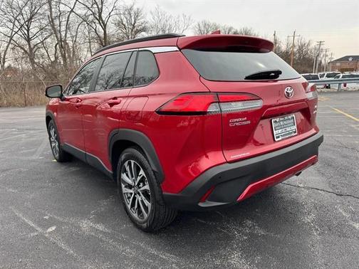 2023 Toyota Corolla Cross XLE