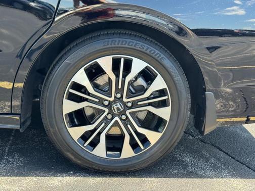 Crystal Black Pearl 2026 Honda Odyssey Elite