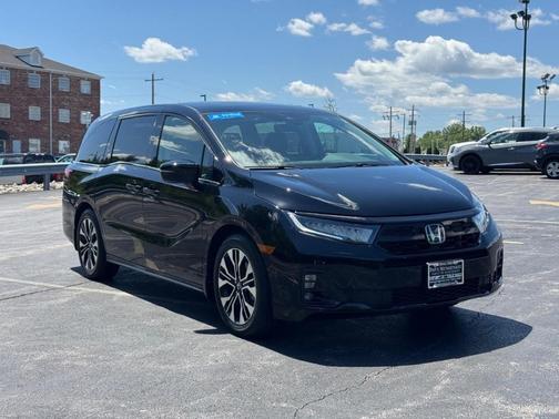Crystal Black Pearl 2026 Honda Odyssey Elite