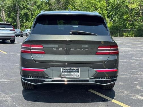 Green Metallic 2025 Genesis GV80 2.5T Standard