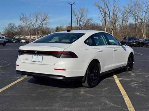 2025 Honda Accord SE