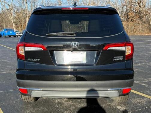 2022 Honda Pilot Touring 7-Passenger