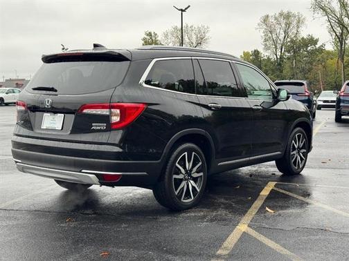 2022 Honda Pilot Touring 7-Passenger