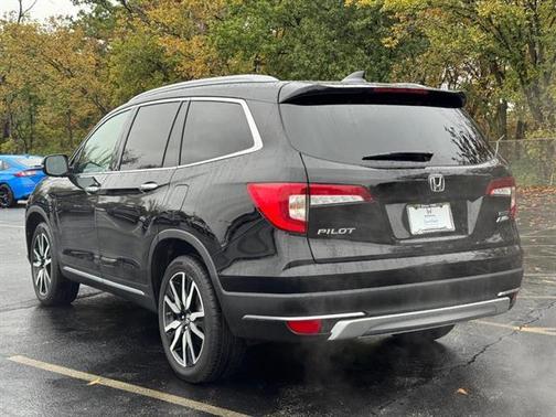 2022 Honda Pilot Touring 7-Passenger