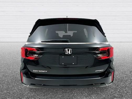 Crystal Black Pearl 2026 Honda Odyssey Sport-L