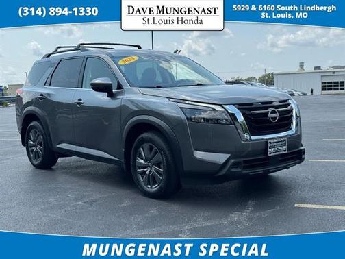 2024 Nissan Pathfinder SV