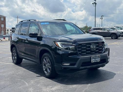 Crystal Black Pearl 2024 Honda Passport TrailSport