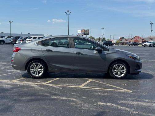 2019 Chevrolet Cruze LT