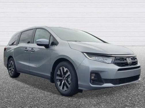 Solar Silver Metallic 2026 Honda Odyssey EX-L