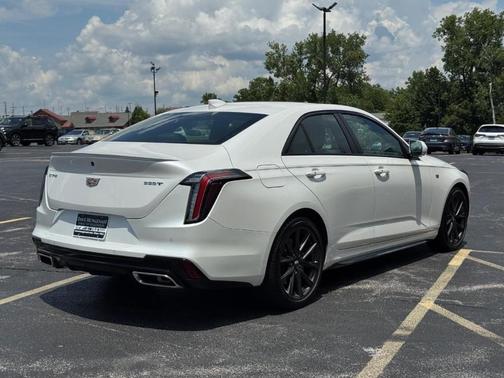 2022 Cadillac CT4 Sport
