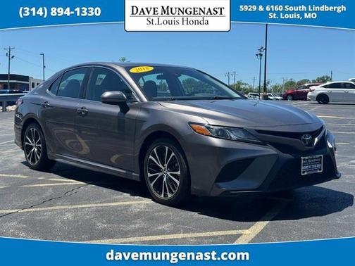 2018 Toyota Camry SE