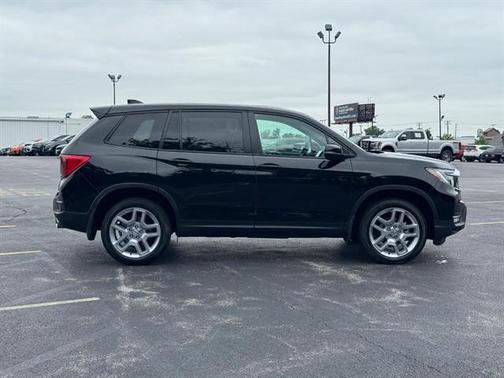 Crystal Black Pearl 2024 Honda Passport EX-L
