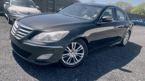 Black 2014 Hyundai Genesis 3.8