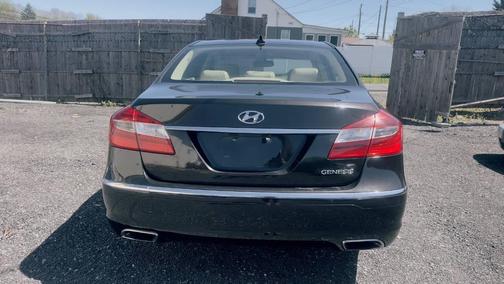 Black 2014 Hyundai Genesis 3.8