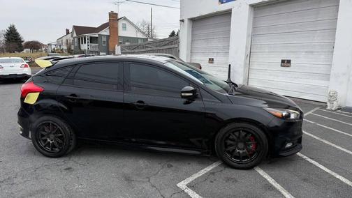 2017 Ford Focus ST Base