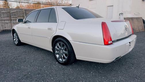 2008 Cadillac DTS Luxury III
