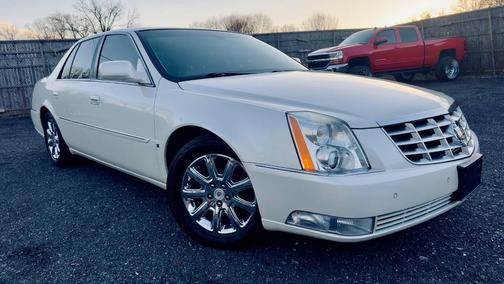 2008 Cadillac DTS Luxury III