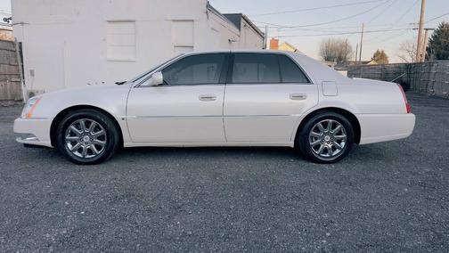 2008 Cadillac DTS Luxury III
