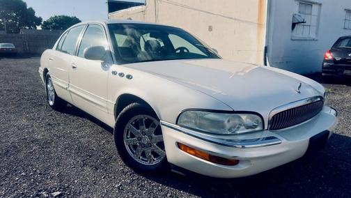 White 2005 Buick Park Avenue Base 4dr Sedan