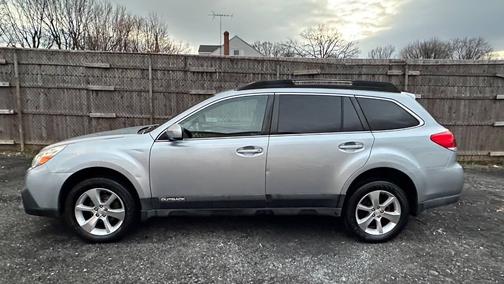 2013 Subaru Outback 2.5i Limited