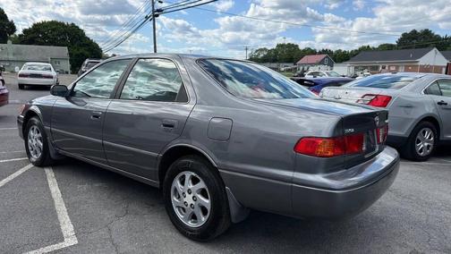 Gray 2001 Toyota Camry XLE