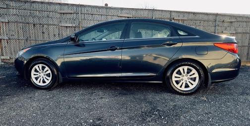 2011 Hyundai SONATA GLS