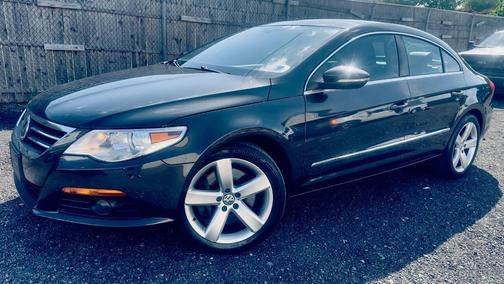 Deep Black Metallic 2010 Volkswagen CC VR6