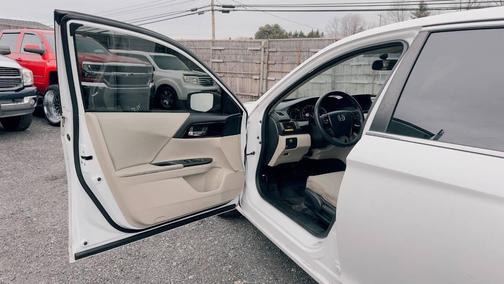 2016 Honda Accord LX 4dr Sedan CVT