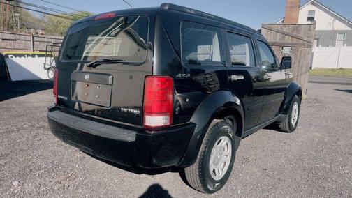 Brilliant Black Crystal Pearlcoat 2010 Dodge Nitro SE 4x4 4dr SUV