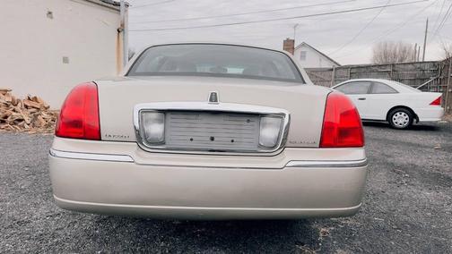 2008 Lincoln Town Car Signature
