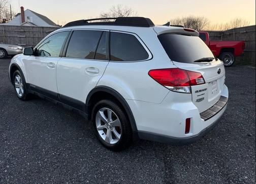 2013 Subaru Outback 2.5i Limited