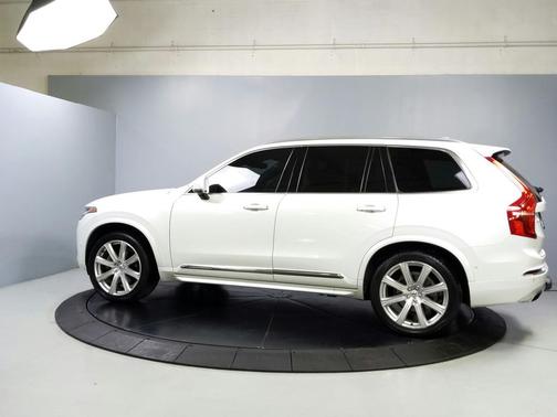 2018 Volvo XC90 T6 Inscription
