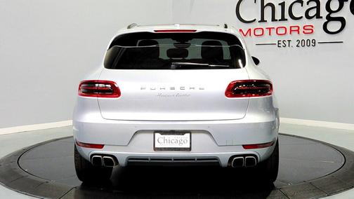 2015 Porsche Macan Turbo