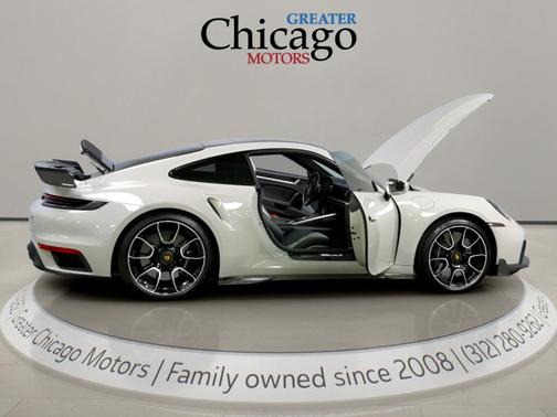 2022 Porsche 911 Turbo S