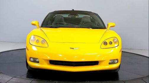 2005 Chevrolet Corvette Base