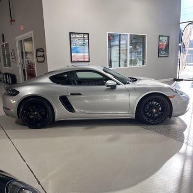 2019 Porsche 718 Cayman Base