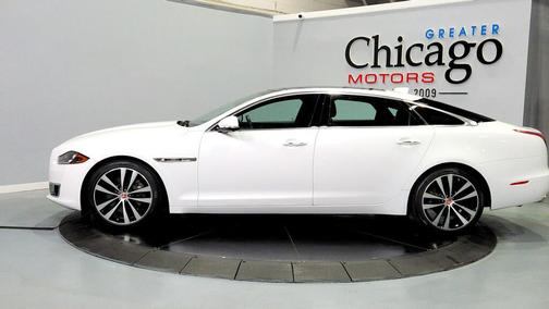 2019 Jaguar XJ XJ50 V6