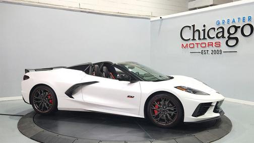White Pearl Metallic Tricoat 2023 Chevrolet Corvette Stingray w/3LT