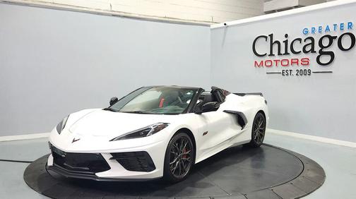 White Pearl Metallic Tricoat 2023 Chevrolet Corvette Stingray w/3LT