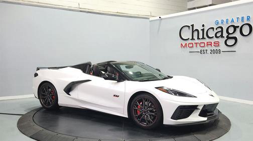 White Pearl Metallic Tricoat 2023 Chevrolet Corvette Stingray w/3LT