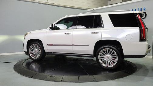 2016 Cadillac Escalade Platinum