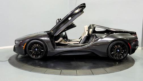 2019 BMW i8 