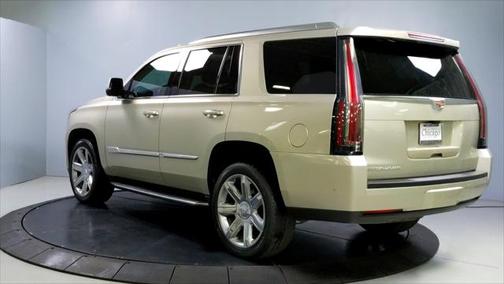 2017 Cadillac Escalade Luxury