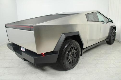 2024 Tesla Cybertruck Cyberbeast