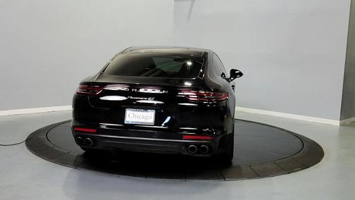 2018 Porsche Panamera 4S