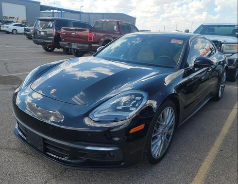 2018 Porsche Panamera 4S