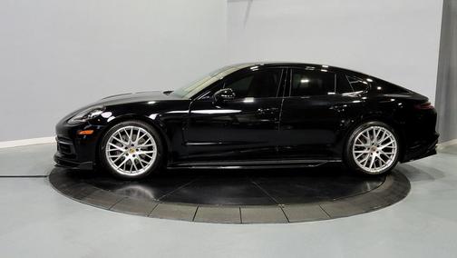 2018 Porsche Panamera 4S