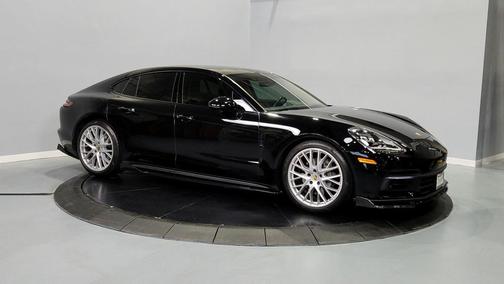 2018 Porsche Panamera 4S