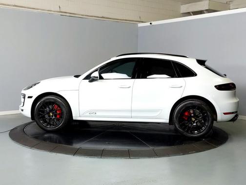 2017 Porsche Macan GTS