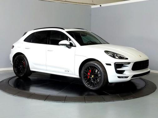2017 Porsche Macan GTS
